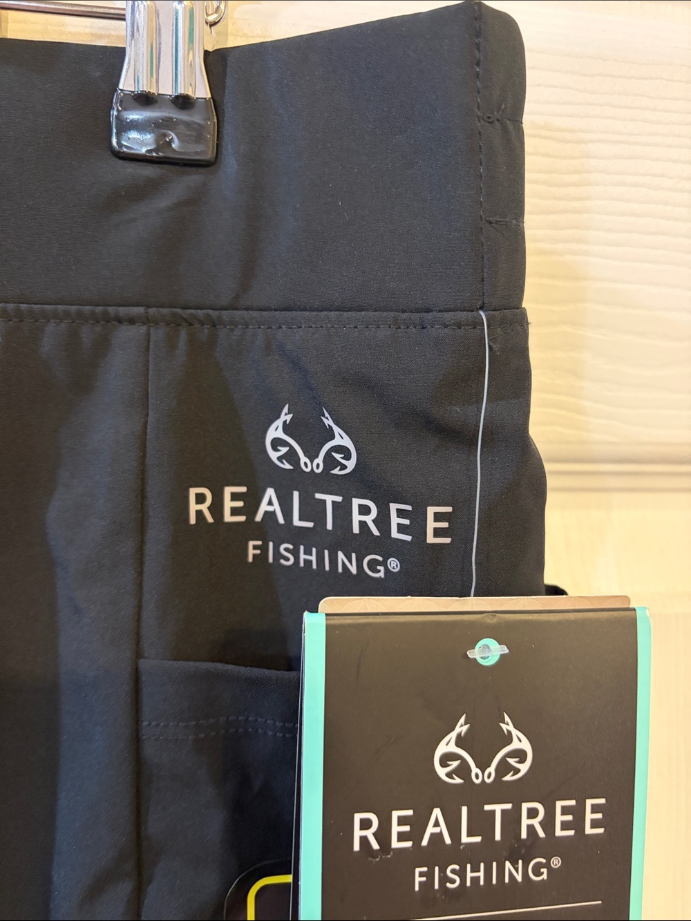 Realtree Fishing Ladies Black Sea Side Skort- New With Tags - Picture 3 of 10